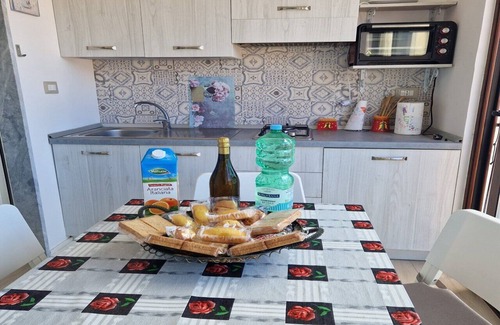 San Lazzaro House | Mareluna holiday home in the center of Agerola