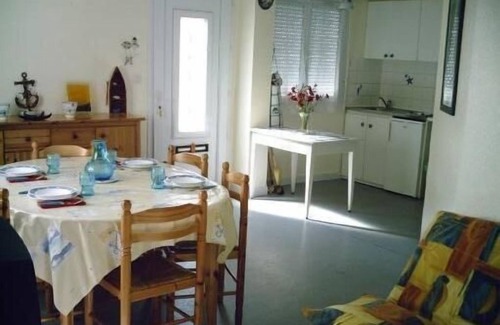 Marennes House | Marennes house 4 people near downtown and harbor