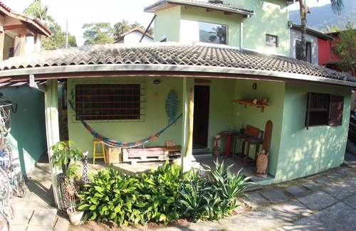 Maresias House | Maresias Home Stay, comfort and privacy between the sea and the mountains.