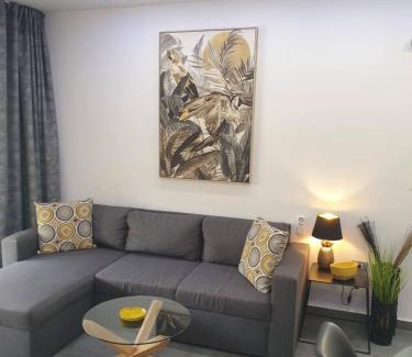 Costa Adeje Apartment | Mareverde 129 Calme Vue Piscine Wifi