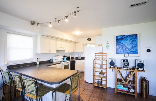 Ocracoke House | Margaritaville/Spectacular Sunsets and Sound View!