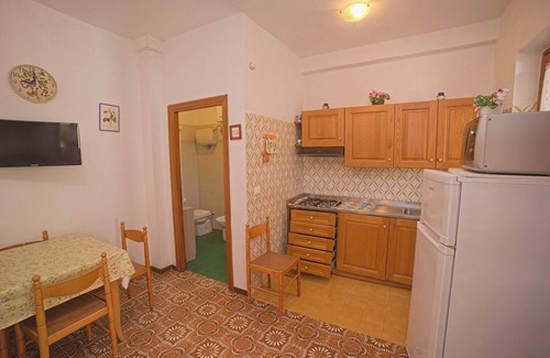 Giglio Campese Apartment | Margherita-4 apartment in beachfront residence, Giglio Campese