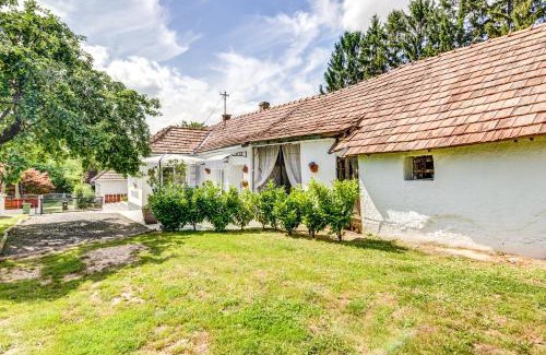 Nemesbuk House | Margit Ház