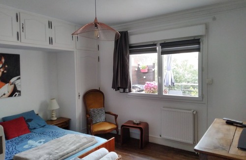 Perigueux Bed & Breakfast | Marguerite Room - 50s decoration , Continental breakfast included