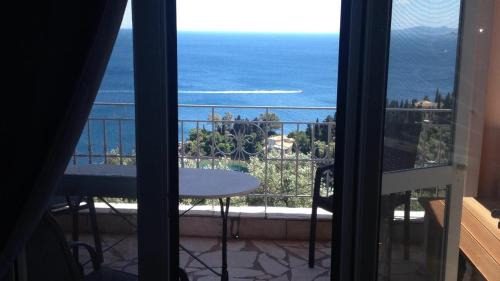 Gimari House | Maria Corfu Loustri