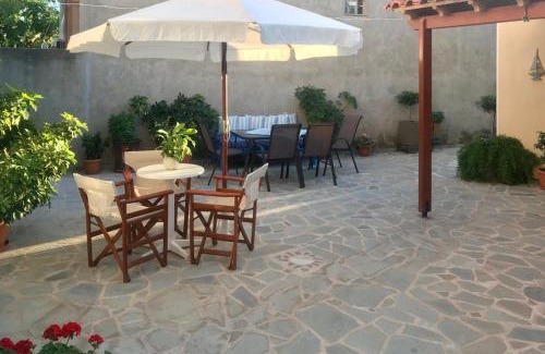 Skala Eresou House | Maria Pantermou Rooms