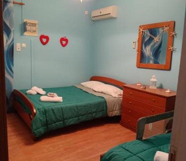 Salamis House | Maria's Beach Escape Salamina