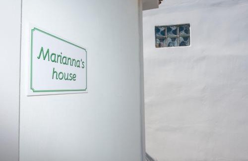 Vournikas Apartment | Marianna's and Aristidis' houses