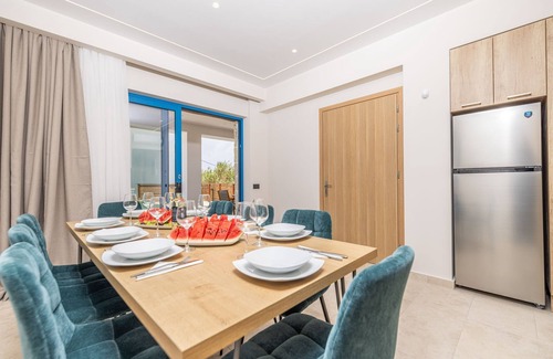 Alonia Villa | MariDion Beach Family House