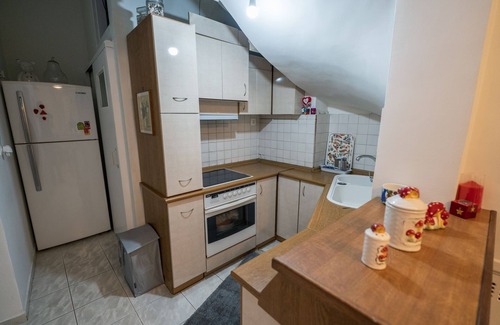 Nikaia Apartment | Marina Apartment Cozy, Spotless, AC, WiFi