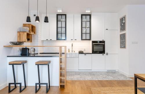 Ilawa Apartment | Marina Deluxe - największy apartament na Marinie plus garaż, klima, widok na jezioro, winda, 2 balkony