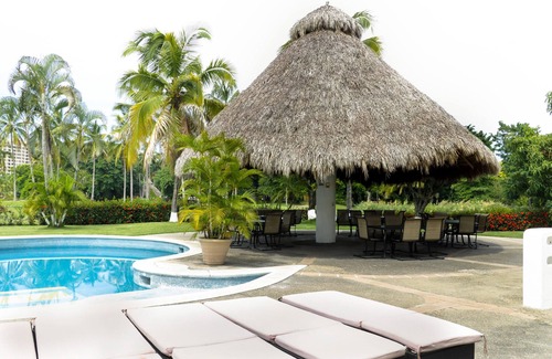 Marina Vallarta Condo | Marina Golf Condo in the heart of the Marina Vallarta