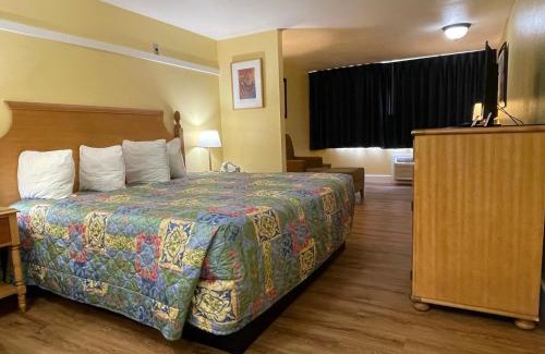 Des Moines Hotel | Marina Inn Des Moines/SeaTac
