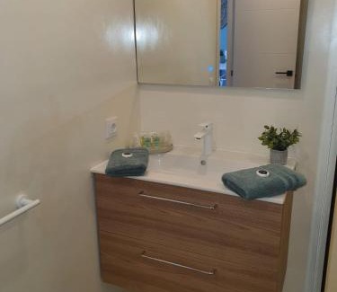 Empuriabrava Apartment | Marina View Empuriabrava - Appartement sud-ouest au canal avec terrasse