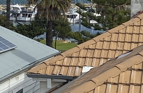 South Fremantle Apartment | Marine Beach Studio with sea views - Spring sale $155 a night! (SAVE 10%)