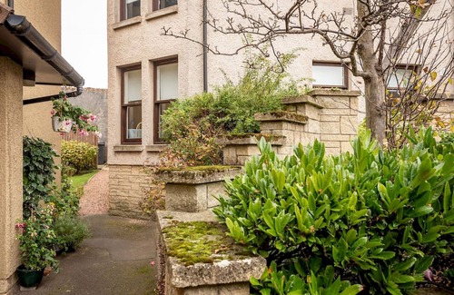Leven Apartment | Marine Park (No 8)