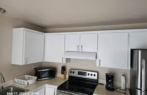 Everett House | Marine View Townhouse