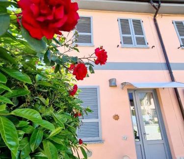 Cornale e Bastida House | Marinella Guest House
