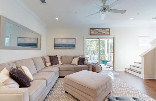 Epworth Acres House | Mariner's Landing 602