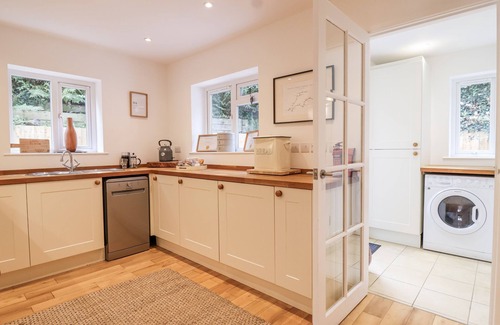Gorran Haven Cottage | MARINERS REST, pet friendly, country holiday cottage in Gorran Haven