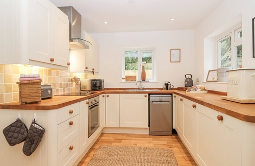 Gorran Haven Cottage | MARINERS REST, pet friendly, country holiday cottage in Gorran Haven