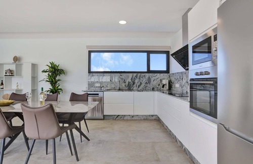 Lajares Villa | Mariposas Lajares 4, Villa Moderna Tranquila y Espaciosa, Para Familias y Amigos