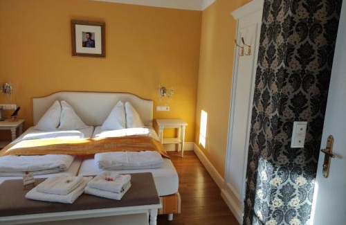 Sierndorf Bed & Breakfast | Marius Kammer und Koppel Engelbrecht
