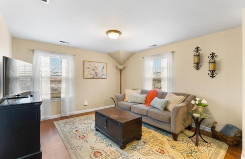 South Glens Falls Apartment | Marjories Way 2