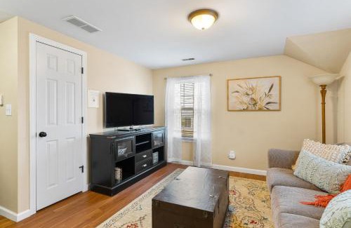 South Glens Falls Apartment | Marjories Way 2