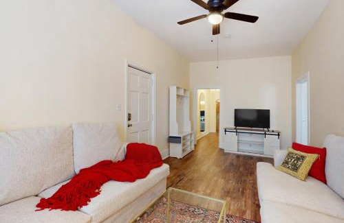 Downtown Apartment | Market Street Memories