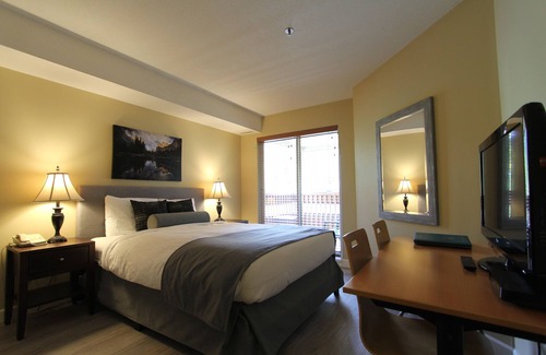 Village North Hotel | Marketplace Lodge #2H5 | Hotel Room with Queen Bed and Balcony