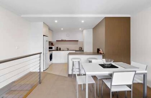 Queenscliff Apartment | MARLEYS Place