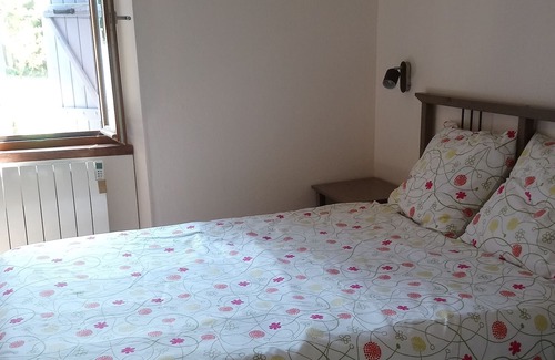Marliac House | Marliac: Cozy Gite in Old Farmhouse