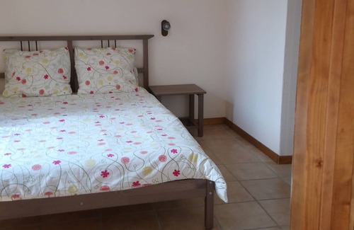 Marliac House | Marliac: Cozy Gite in Old Farmhouse