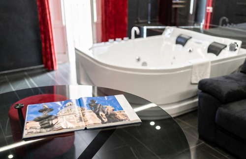 Centro Storico Hotel | Marmur Suite