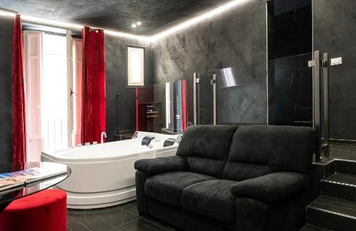 Centro Storico Hotel | Marmur Suite
