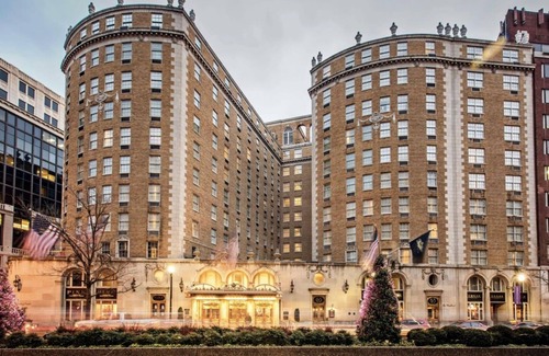 Connecticut Ave - K Street House | Marriott MayflowernImmerse yourself in modern elegance in the heart of D.C.