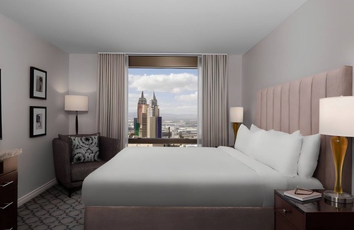 Las Vegas Resort | Marriott's Grand Chateau 3 Bedroom - Many Dates Available!