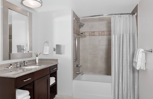 Las Vegas Resort | Marriott's Grand Chateau 3 Bedroom - Many Dates Available!