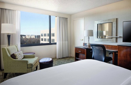 Creve Coeur Hotel | Marriott St. Louis West