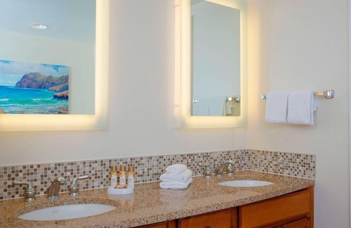 Poipu Hotel | Marriotts Waiohai Beach Club - 2 Bedroom