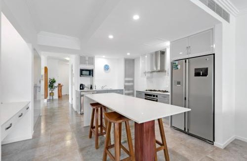 Palm Cove Apartment | Marron at Island Views—Beachfront Boutique Bliss