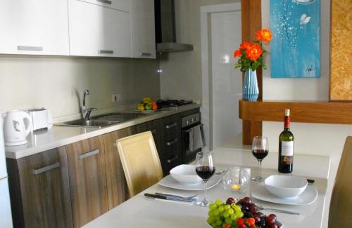 Marsalforn Apartment | Marsalforn Sea View Beachfront Studio Apartment