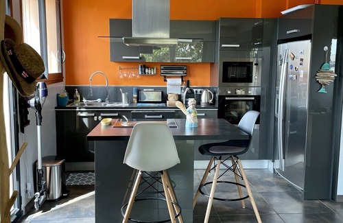 Vielle-Chapelle Apartment | Marseille Beach sea view 70 m2 near Pointe Rouge, Parc Borély, Calanques.