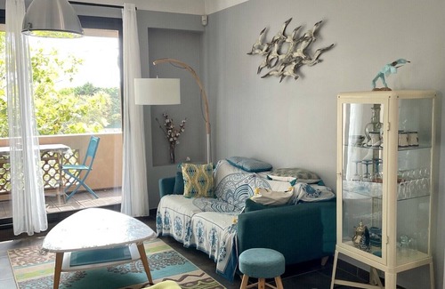 Vielle-Chapelle Apartment | Marseille Beach sea view 70 m2 near Pointe Rouge, Parc Borély, Calanques.
