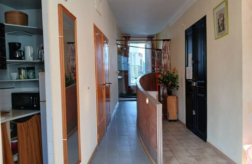 Noailles Apartment | MARSEILLE LOFT AMERICAIN CENTER VILLE 7 PERSONS