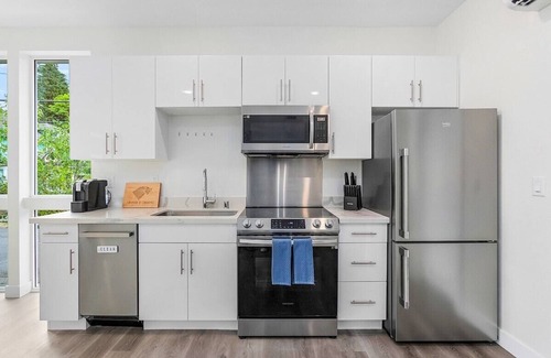 Capitol Hill Apartment | Martell's Sunspear Sweet Suite