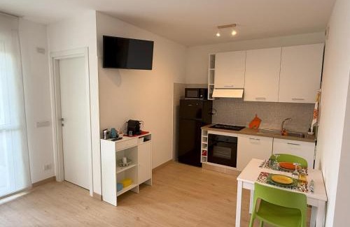 Vimodrone Apartment | MarteNik Apartment, vicino San Raffaele e Milano