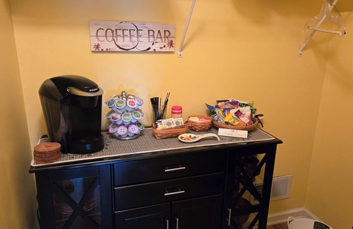 Witmer Apartment | Martha's Guest Suite: Less than 3 miles from Sight and Sound Theater.