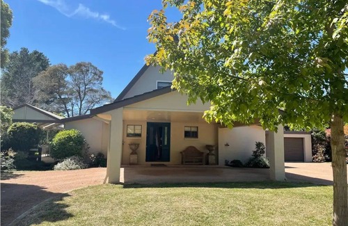Burradoo House | Martha's . Your hideaway in the highlands.